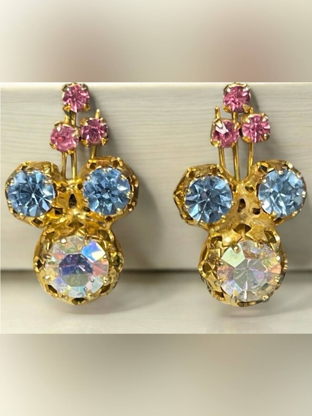 Vintage Karu Arke Gold-Tone Multicolored Crystal Rhinestone Clip-On Earrings